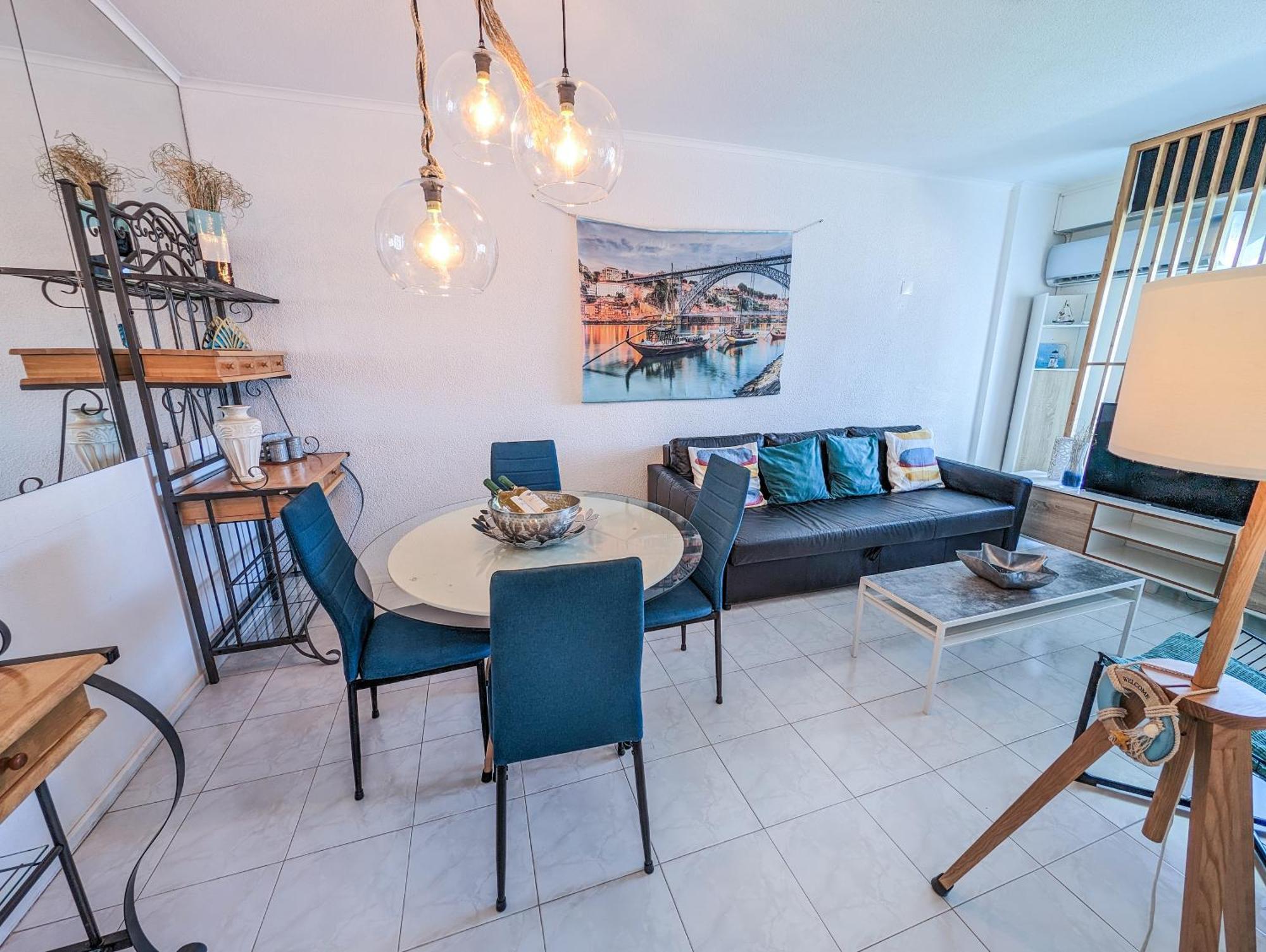 2 Room Condo - 5 Mins From Costa Da Caparica Beach & Bars Eksteriør billede