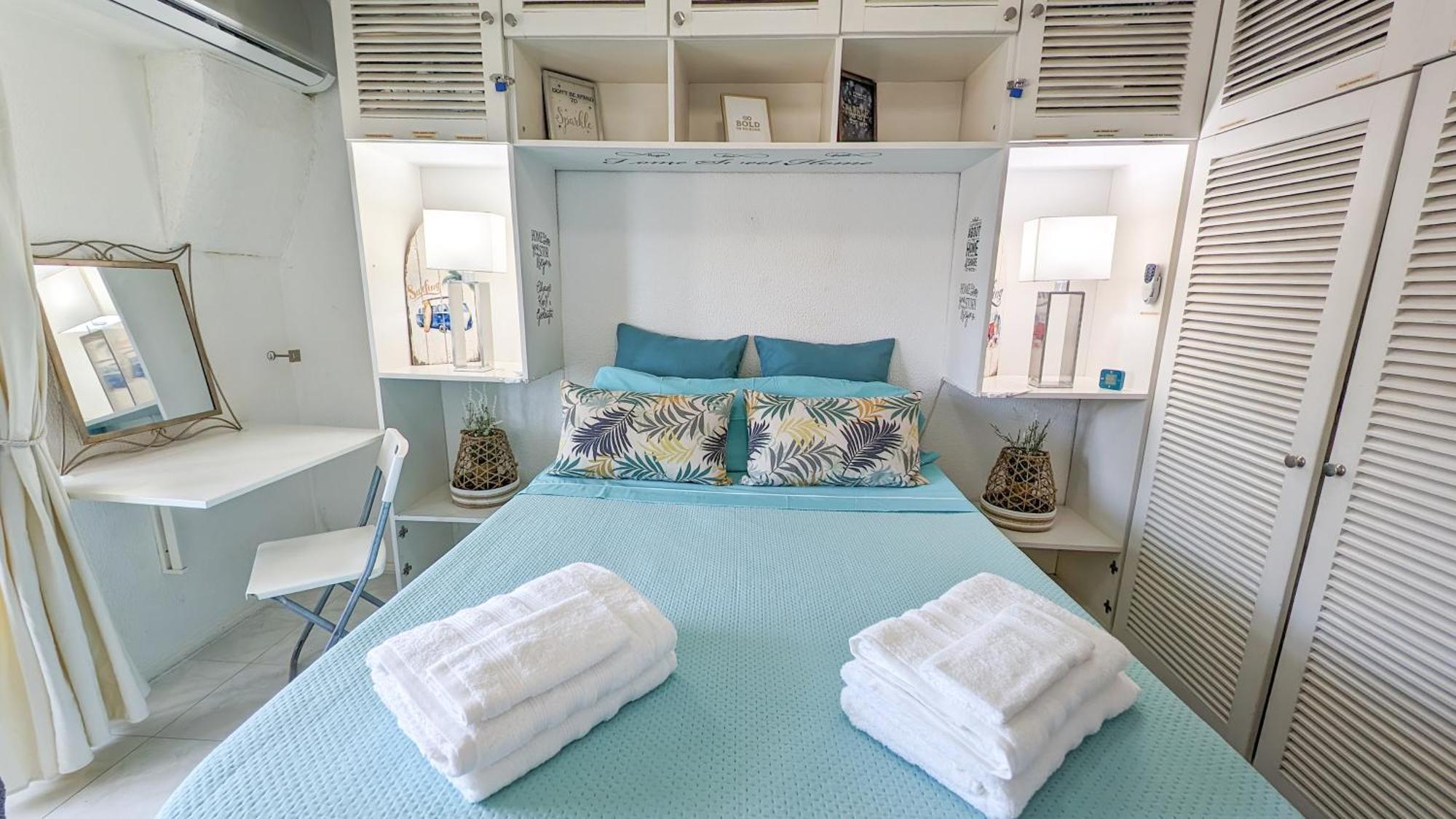 2 Room Condo - 5 Mins From Costa Da Caparica Beach & Bars Eksteriør billede