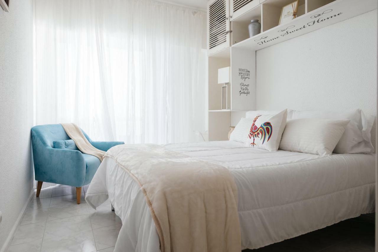 2 Room Condo - 5 Mins From Costa Da Caparica Beach & Bars Eksteriør billede